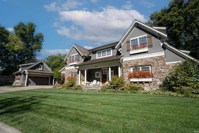$7,200,000 | 10712 North Southshore Drive, Syracuse, IN 46567