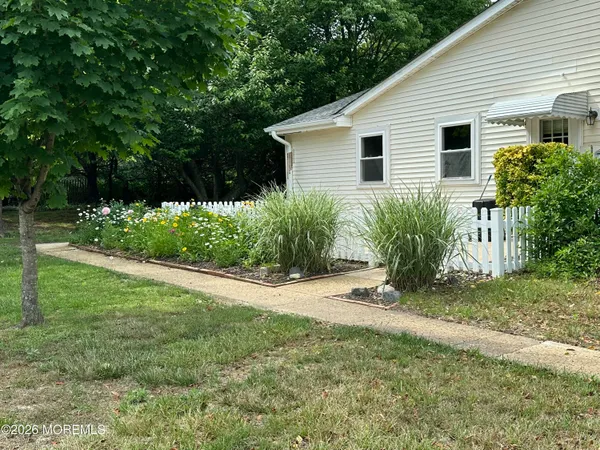 $2,300 | 101 Waterfront Drive, Brick, NJ 08724