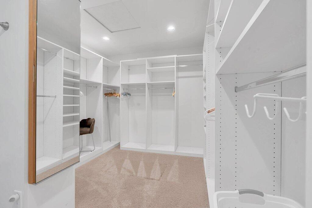 6 Barnard Court Rancho Mirage, CA 92270 - Photo 32 of 50 a view of an empty walk in closet