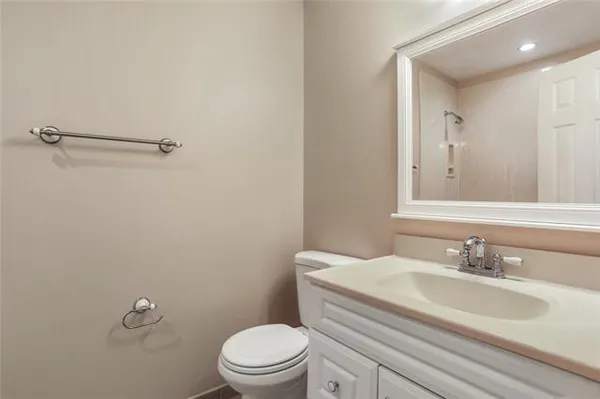 $2,200 | 223 Robin Hood Drive, Covington, LA 70433