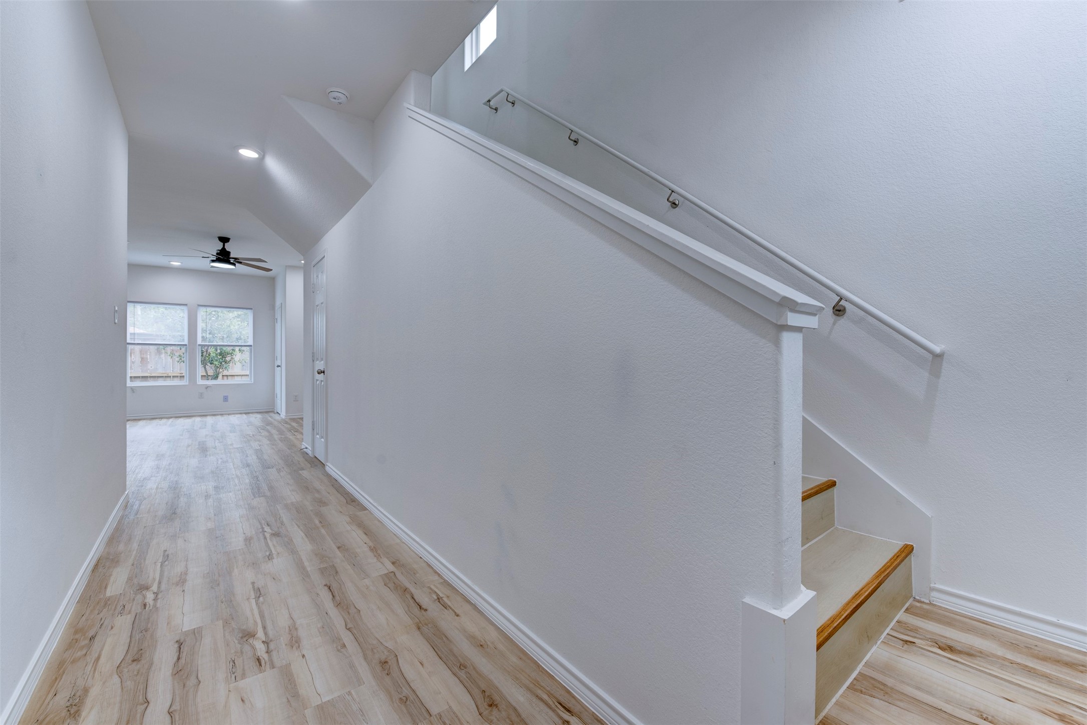 8203 Woodlyn Road, Unit F Houston, TX 77028 - Photo 2 of 31
