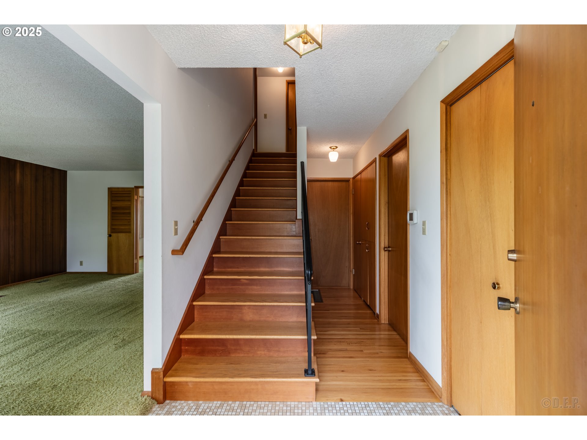 33872 Berg Road Warren, OR 97053 - Photo 5 of 36 Entrance/Foyer