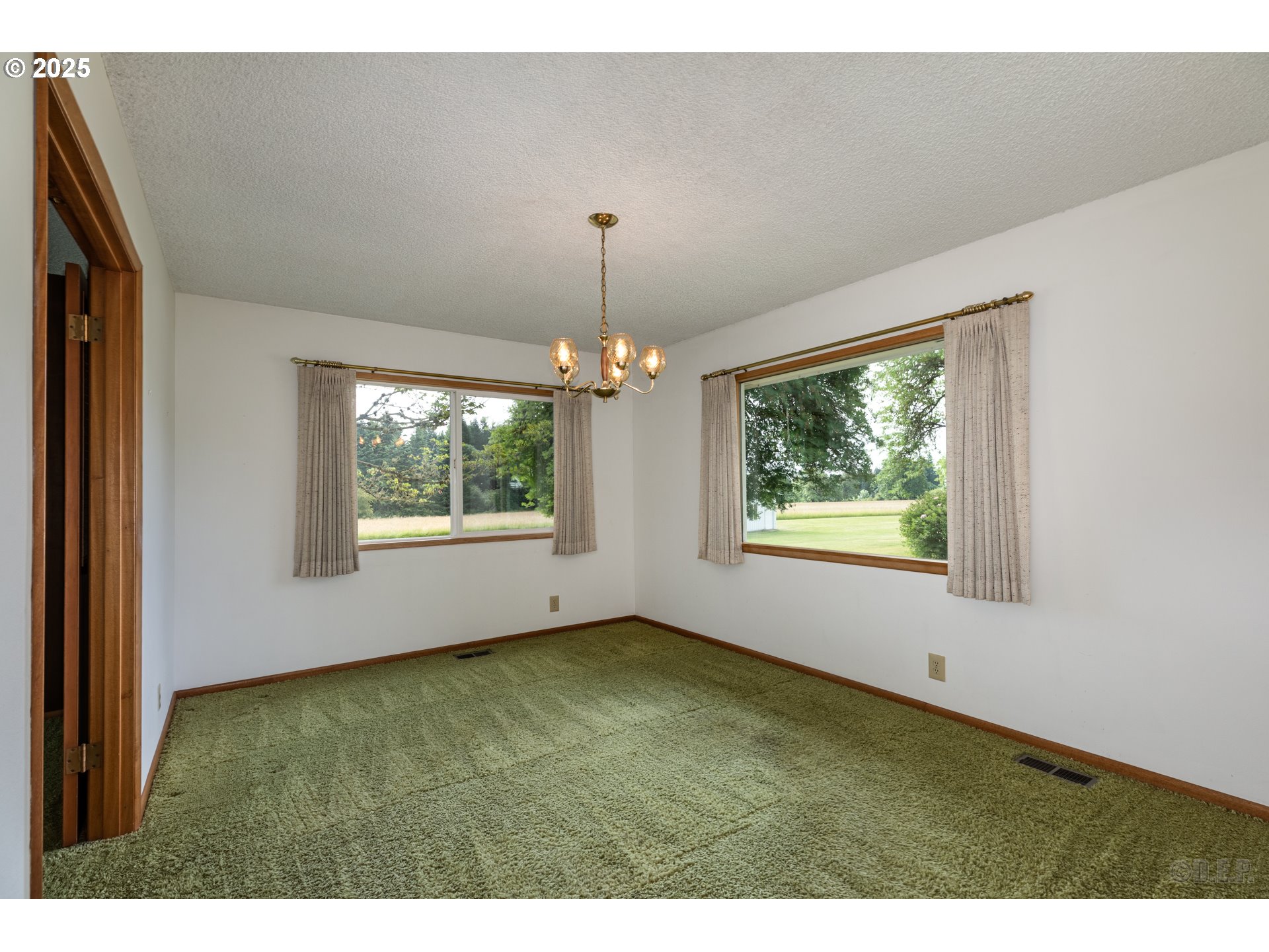 33872 Berg Road Warren, OR 97053 - Photo 8 of 36 Dining Room