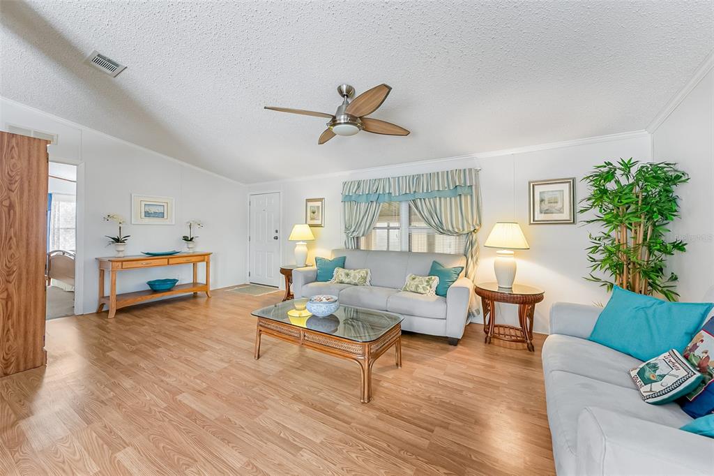 803 Thrush Circle Sebastian, FL 32976 - Photo 6 of 40