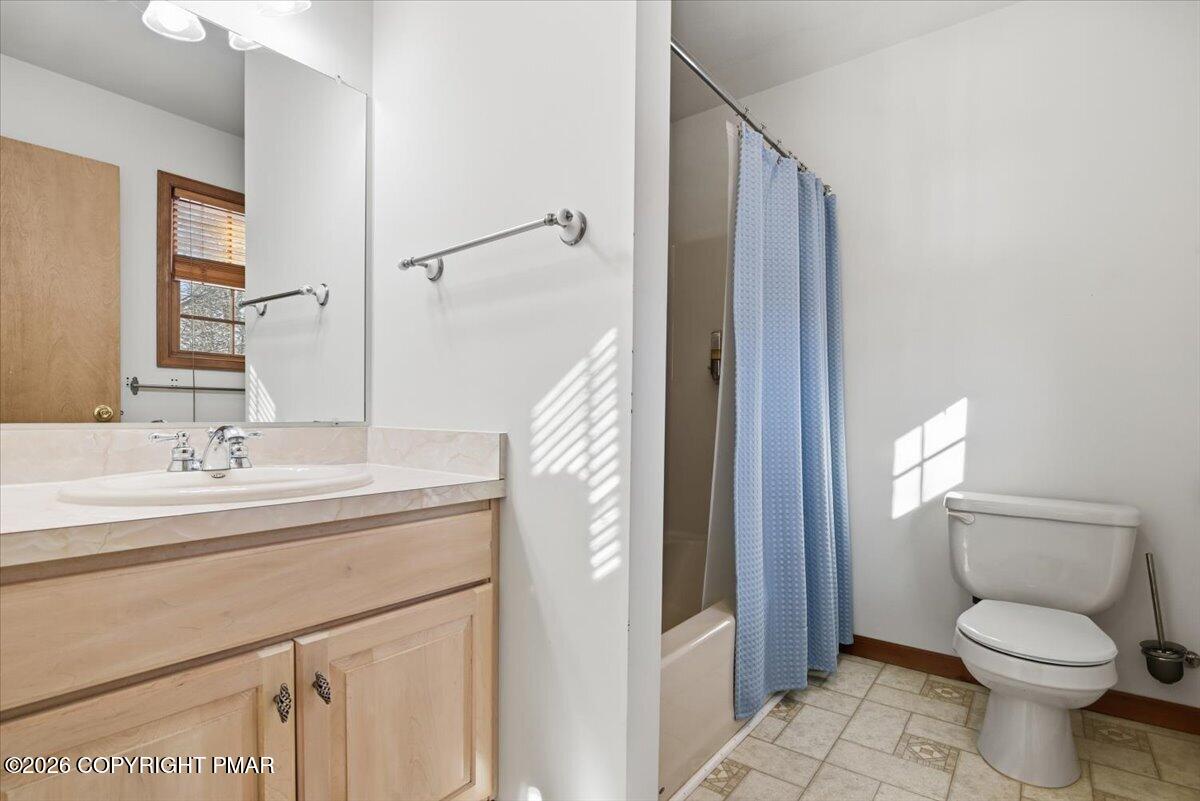 2119 Freedom Way Pocono Summit, PA 18346 - Photo 23 of 57 Primary Mstr Bathroom