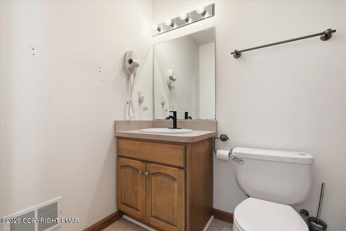 2119 Freedom Way Pocono Summit, PA 18346 - Photo 33 of 57 Bathroom 3
