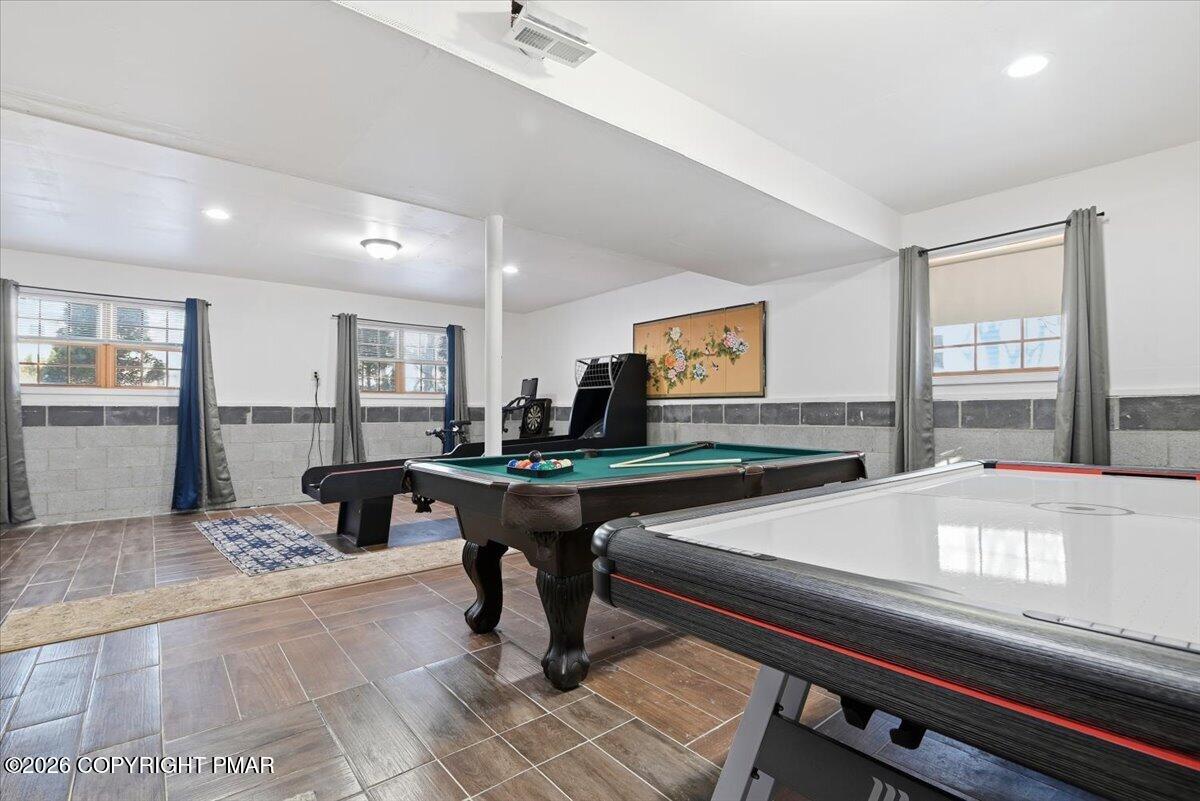 2119 Freedom Way Pocono Summit, PA 18346 - Photo 42 of 57 Lower level