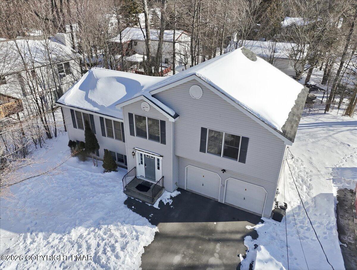 2119 Freedom Way Pocono Summit, PA 18346 - Photo 48 of 57 61-007_dji_fly_20260204_100232_0351_1770