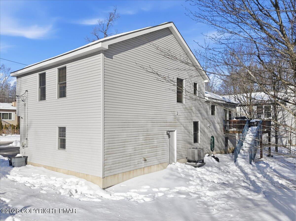 2119 Freedom Way Pocono Summit, PA 18346 - Photo 49 of 57 56-013_dji_fly_20260204_100626_0358_1770