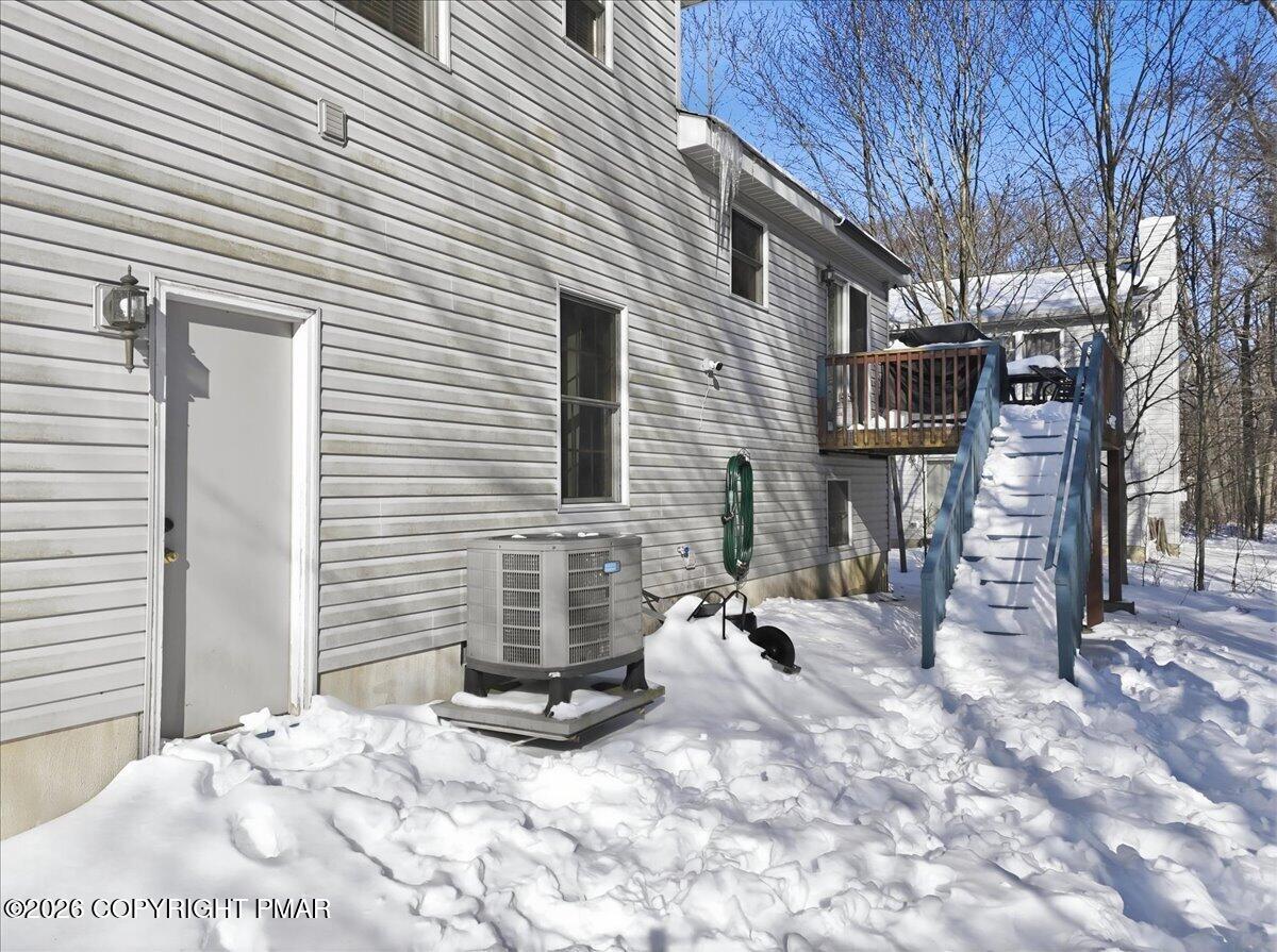 2119 Freedom Way Pocono Summit, PA 18346 - Photo 50 of 57 57-010_dji_fly_20260204_100504_0355_1770