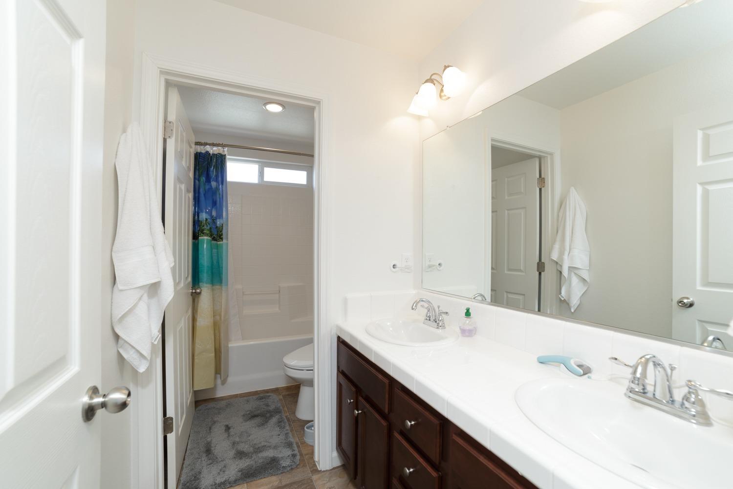 161 Rancho Mirage Road Madera, CA 93638 - Photo 23 of 39 Gallery Image 23