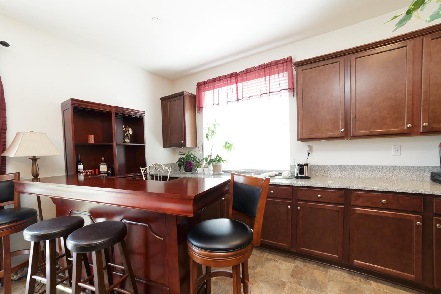 161 Rancho Mirage Road Madera, CA 93638 - Photo 10 of 39 Gallery Image 10