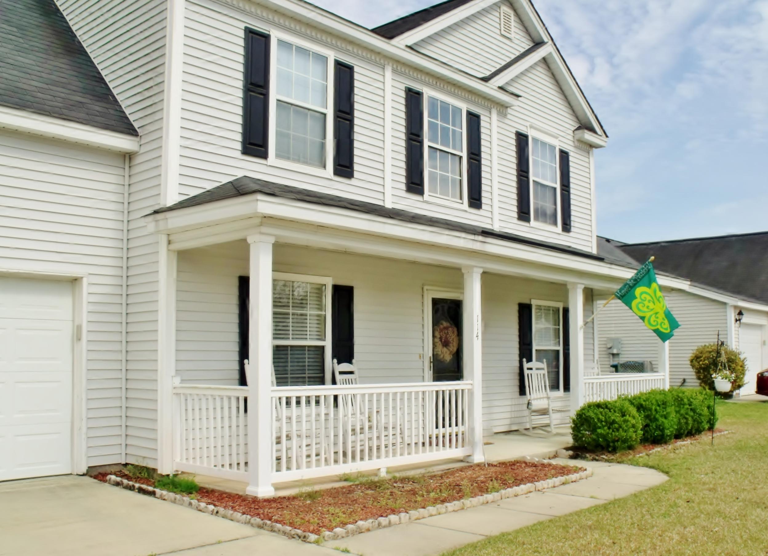 114 Eagle Ridge Road Summerville, SC 29485 - Photo 2 of 28 Full Front Porch