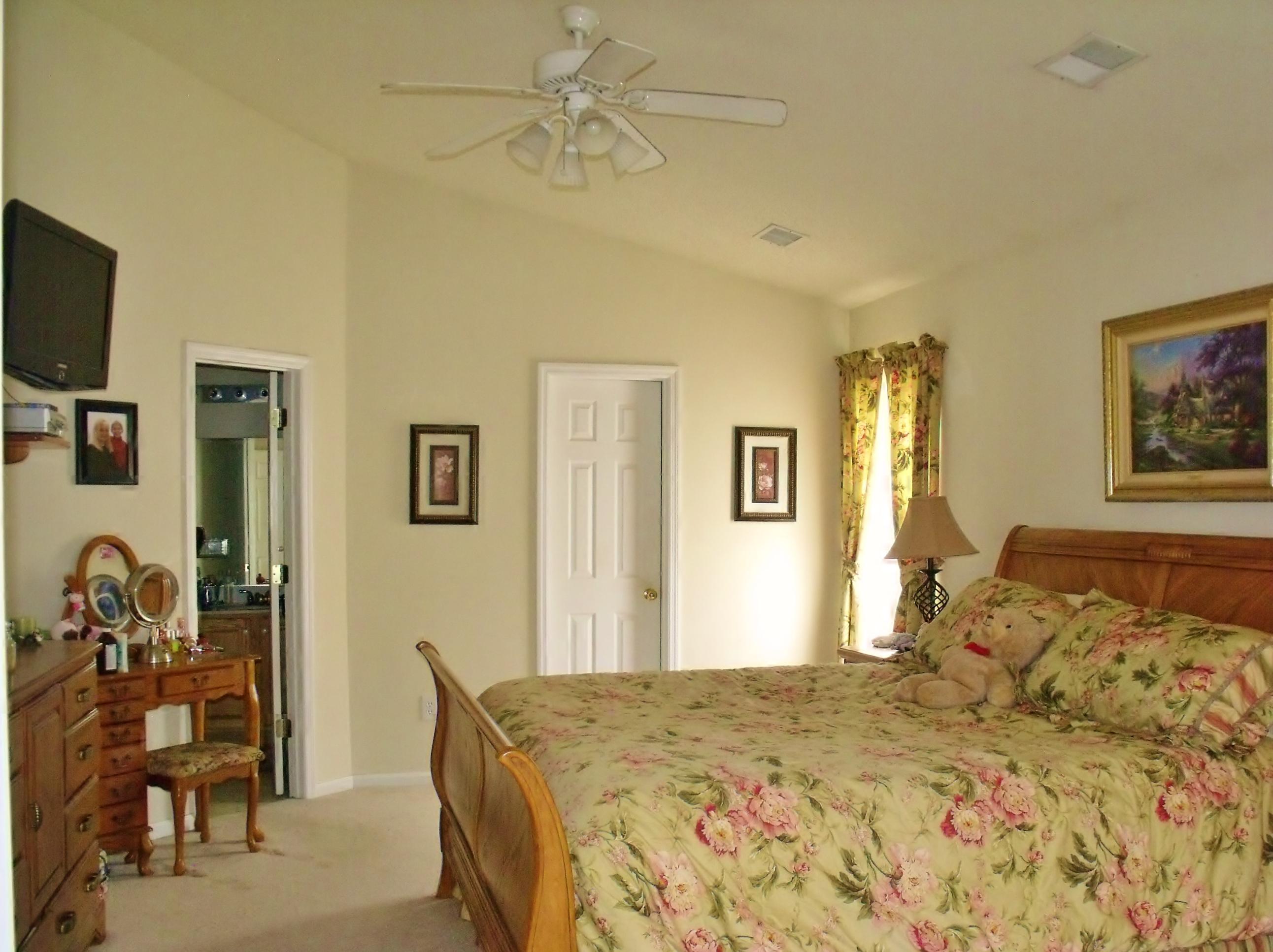 114 Eagle Ridge Road Summerville, SC 29485 - Photo 15 of 28 Master Suite