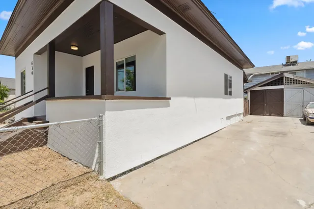 a view of a house with a outdoor space