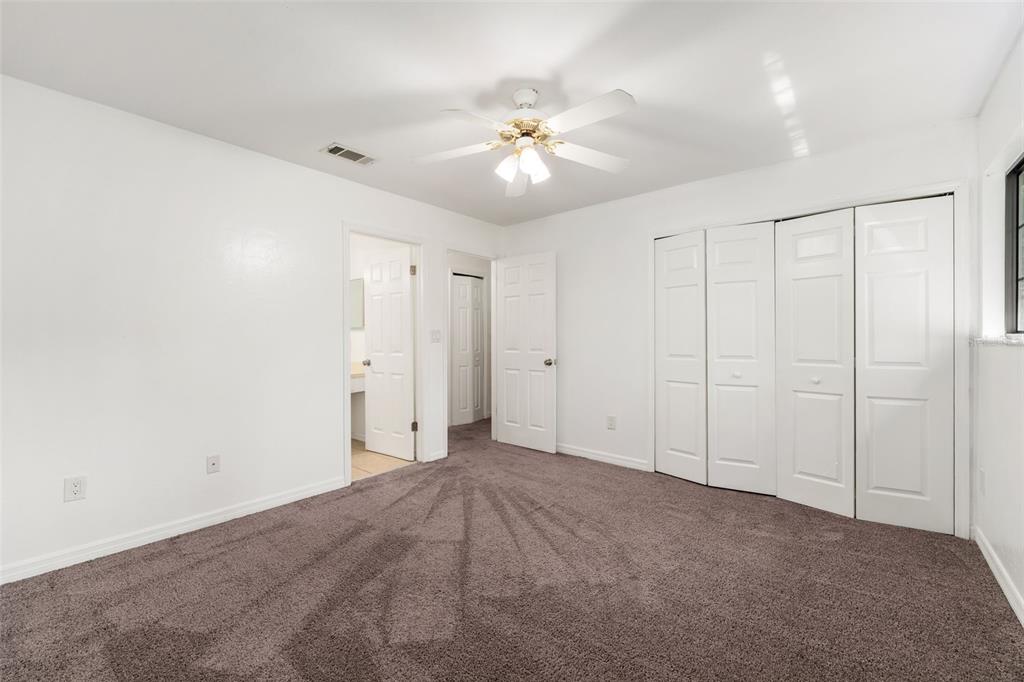 825 Southwest 55th Terrace Gainesville, FL 32607 - Photo 19 of 32