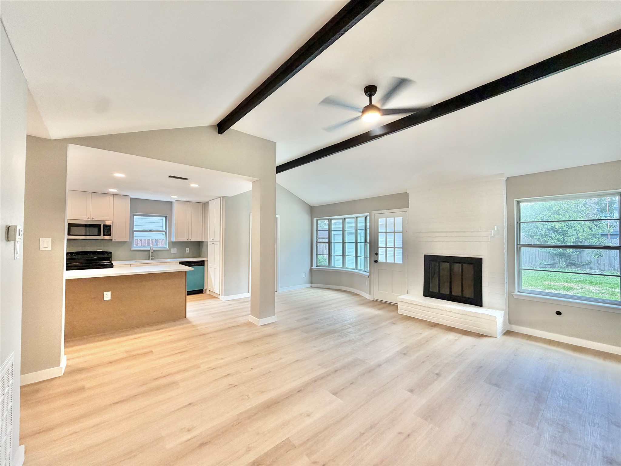 9010 Roos Road Houston, TX 77036 - Photo 18 of 42 Gallery Image 18