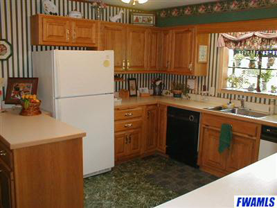 5705 West Washington Center Road Fort Wayne, IN 46818 - Photo 4 of 12