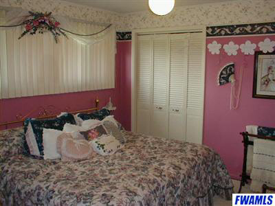 5705 West Washington Center Road Fort Wayne, IN 46818 - Photo 8 of 12