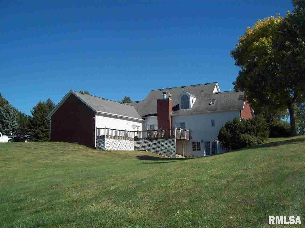 6700 Jersey Ridge Road Davenport, IA 52807 - Photo 4 of 24 Gallery Image 4