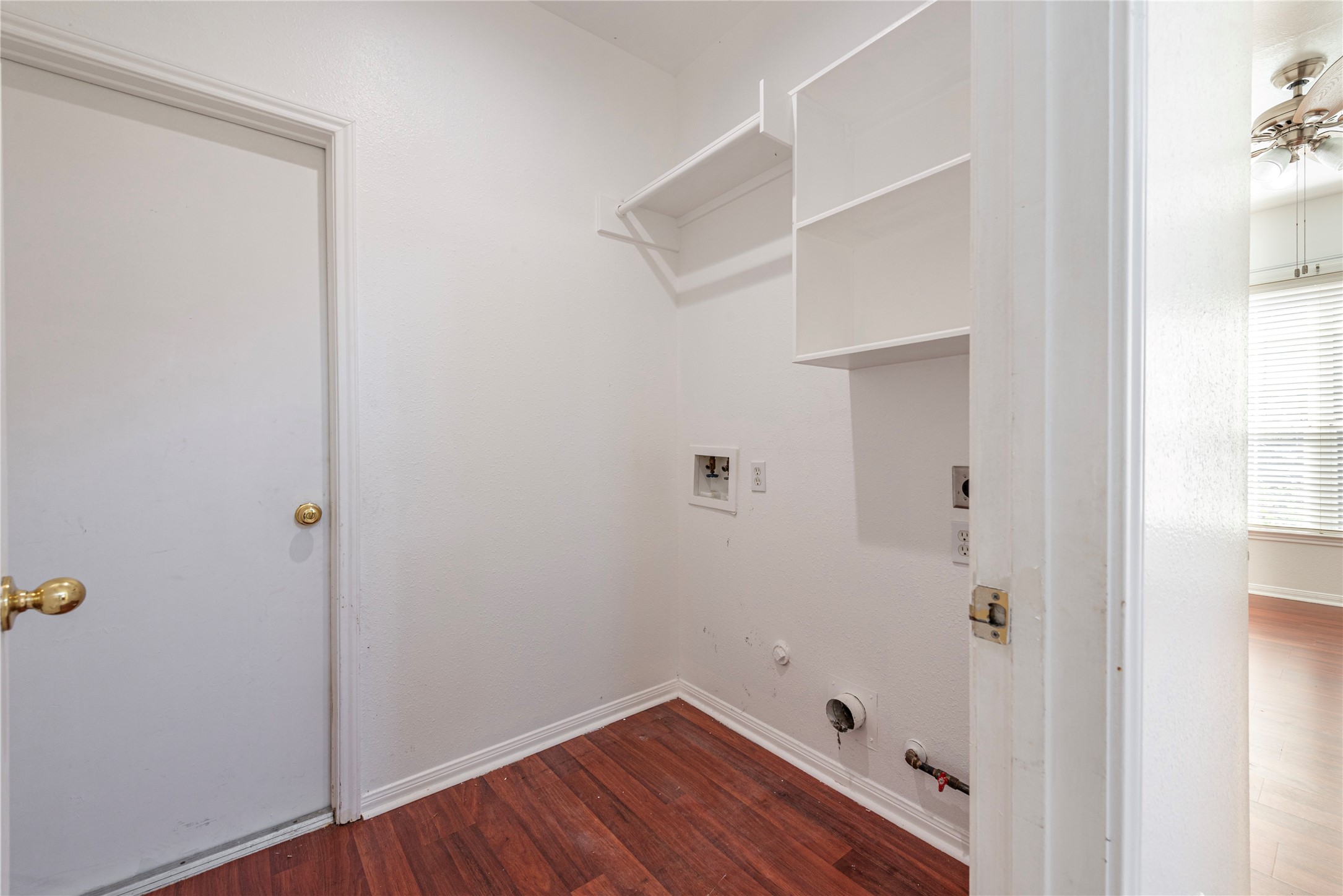 9518 Stone Terrace Court Houston, TX 77089 - Photo 27 of 27 a view of bathroom with shower