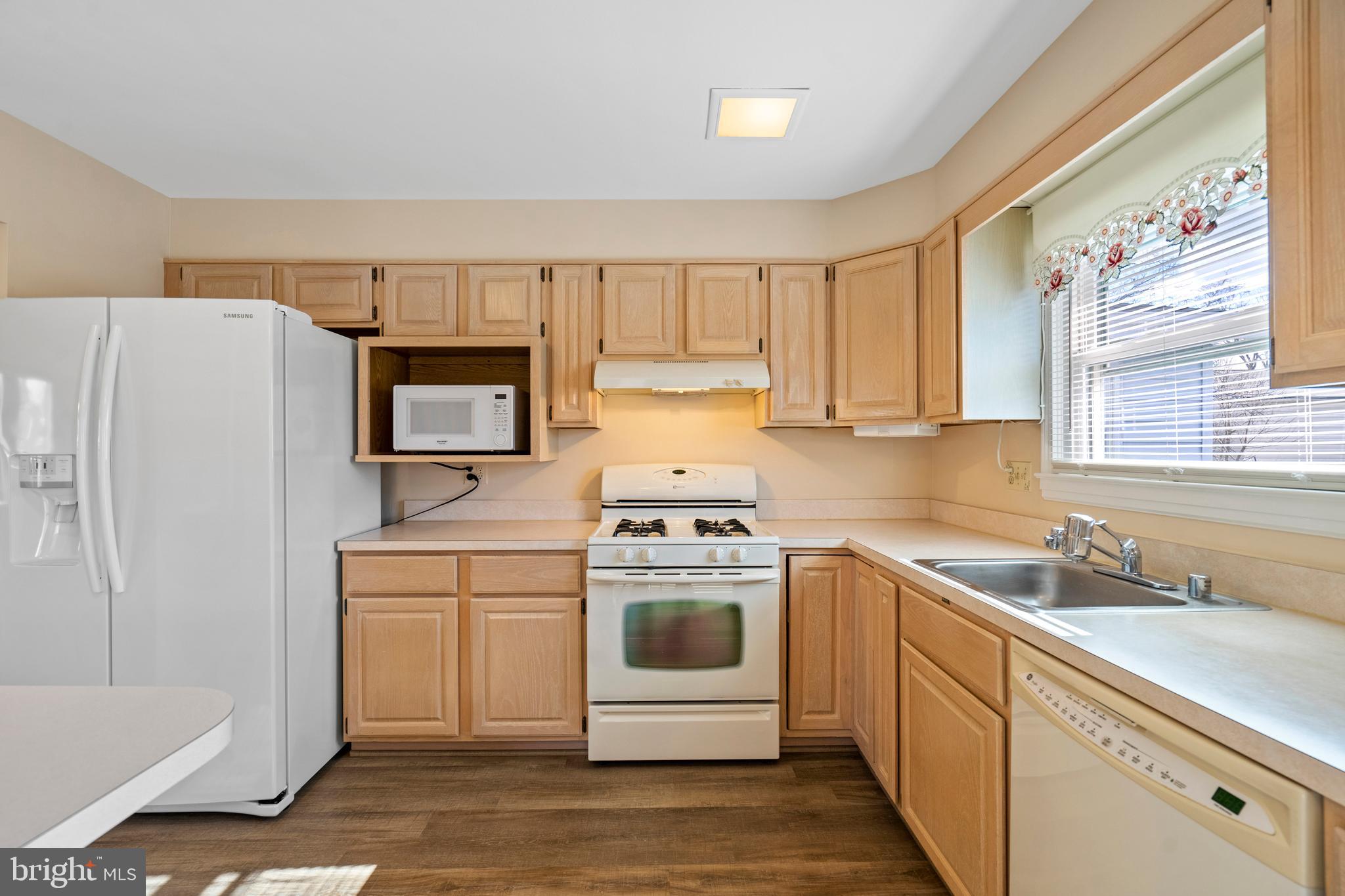 123 West Church Road Sterling, VA 20164 - Photo 6 of 15