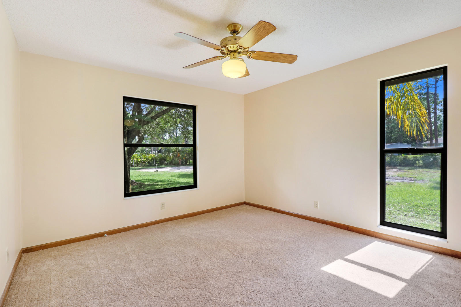 13804 153rd Road North Jupiter, FL 33478 - Photo 16 of 38 19_Image_19_of_31_mls