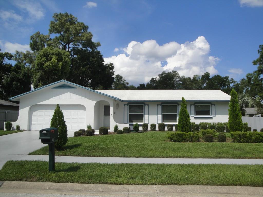 305 McClintock Street Longwood, FL 32750 - Photo 1 of 1 Lovely front elevation