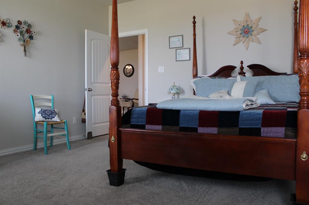 2267 County Road 4010 Decatur, TX 76234 - Photo 14 of 36 a living room with furniture and a table