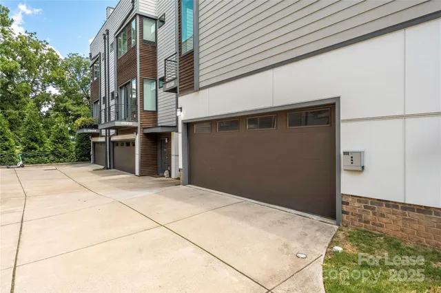 $2,995 | 1008 Westbrook Drive, Unit B, Charlotte, NC 28202