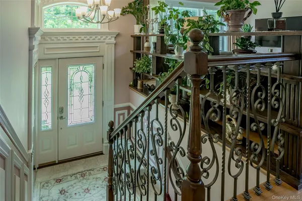 a view of entryway