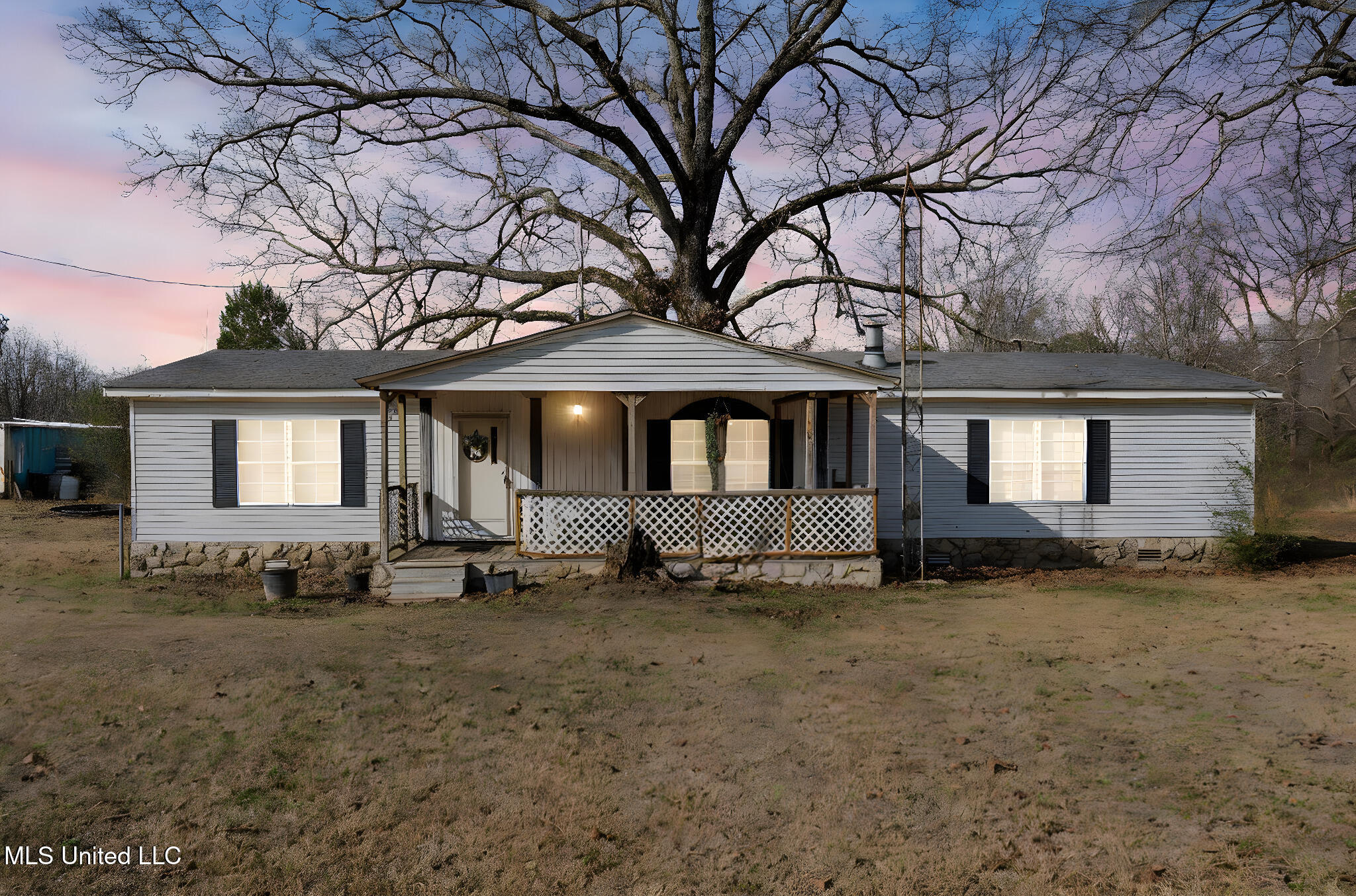 379 Wildwood Road Holly Springs, MS 38635 - Photo 2 of 28 2-web-or-mls-379 Wildwood Rd -01 day to
