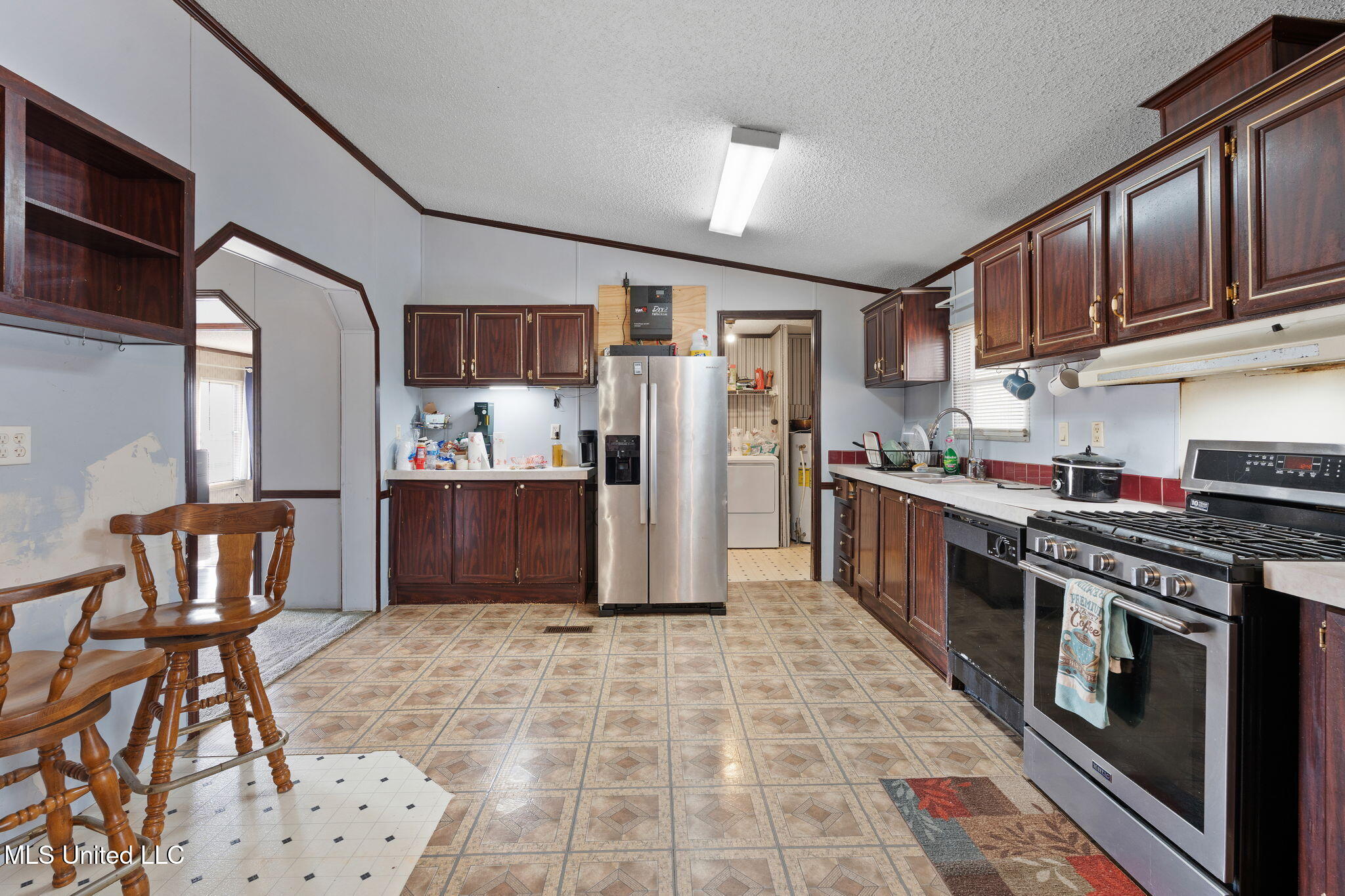 379 Wildwood Road Holly Springs, MS 38635 - Photo 8 of 28 11-web-or-mls-379 Wildwood Rd%0A-10