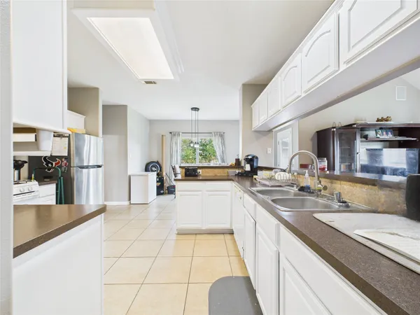 $330,000 | 1484 Allison Street, Alvin, TX 77511