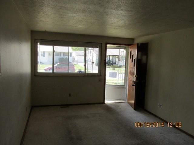 3978 Lynward Road Columbus, OH 43228 - Photo 3 of 13 Gallery Image 3