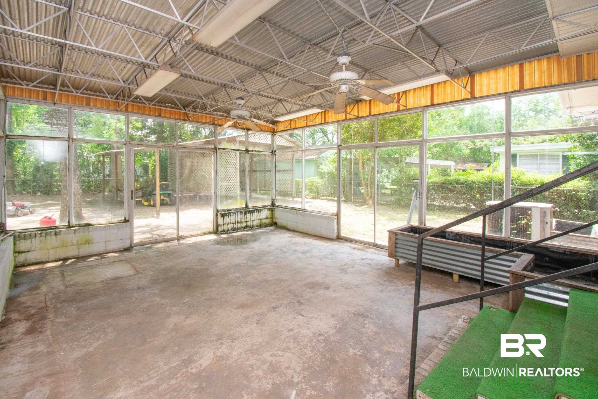 411 Sutherland Drive Mobile, AL 36611 - Photo 23 of 33
