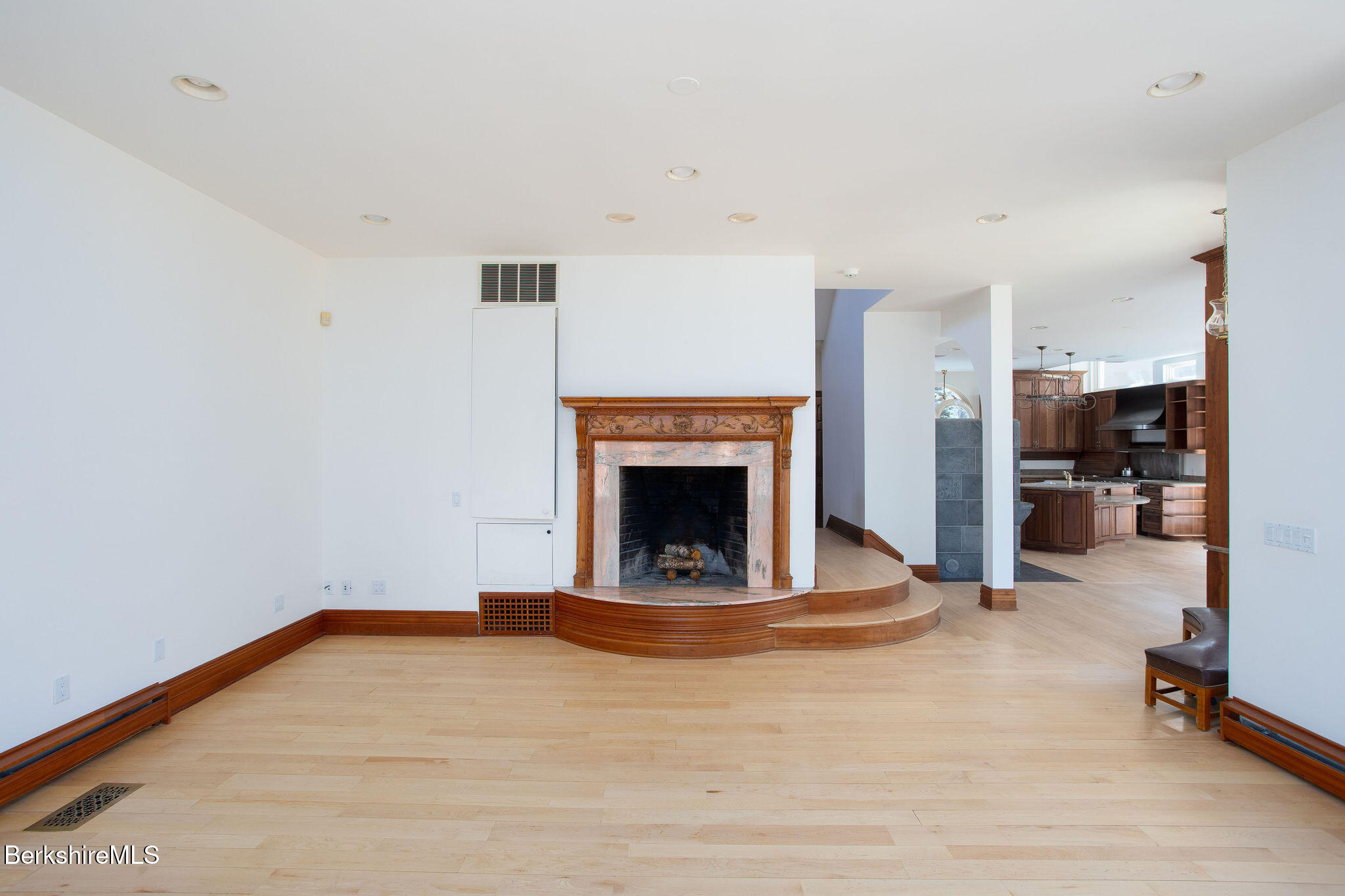 293 Sandisfield Road New Marlborough, MA 01230 - Photo 19 of 93 R024