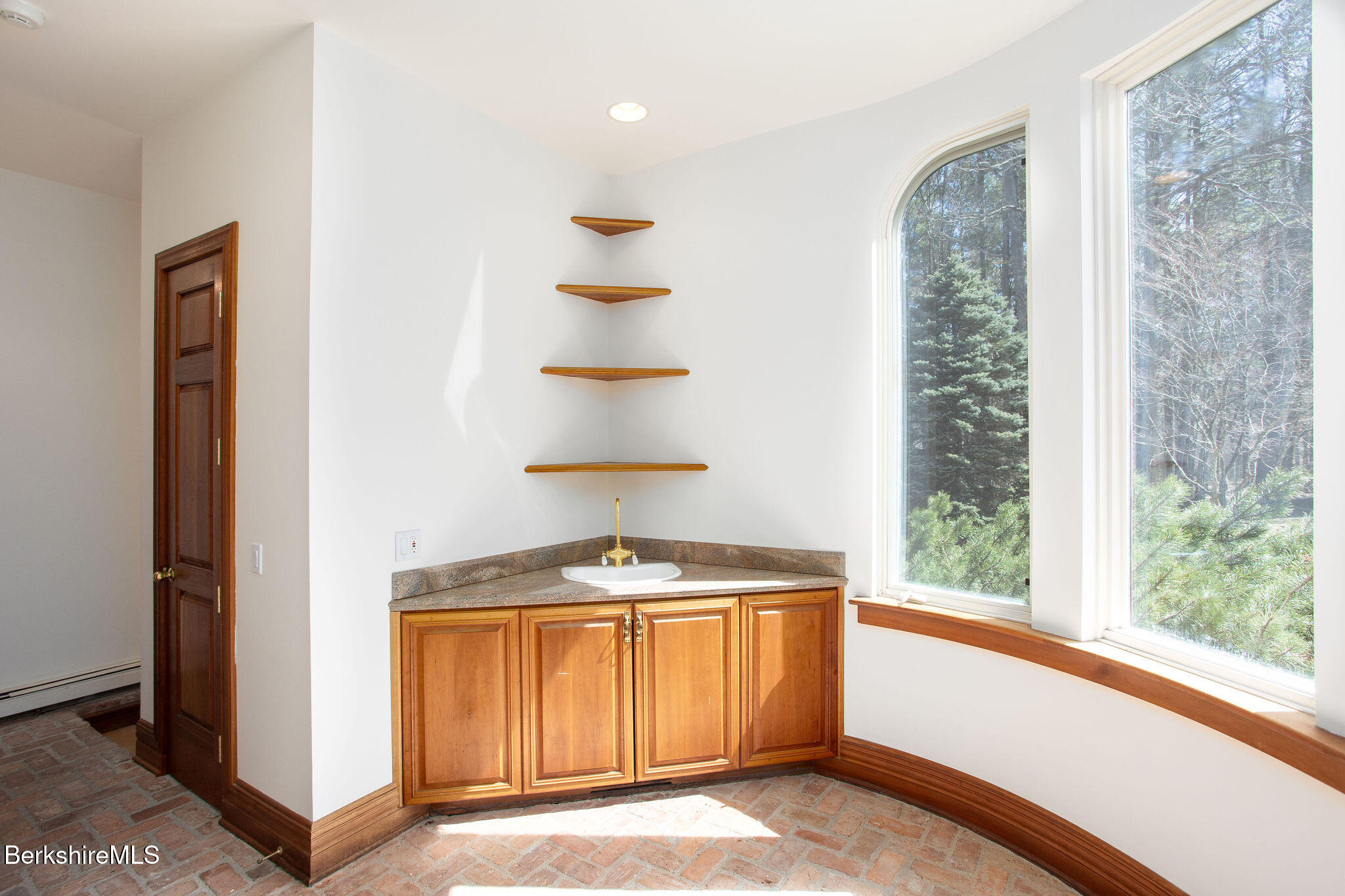 293 Sandisfield Road New Marlborough, MA 01230 - Photo 28 of 93 R033