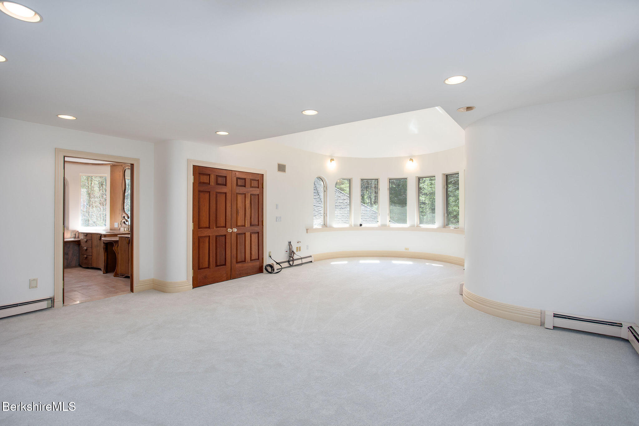 293 Sandisfield Road New Marlborough, MA 01230 - Photo 32 of 93 R037