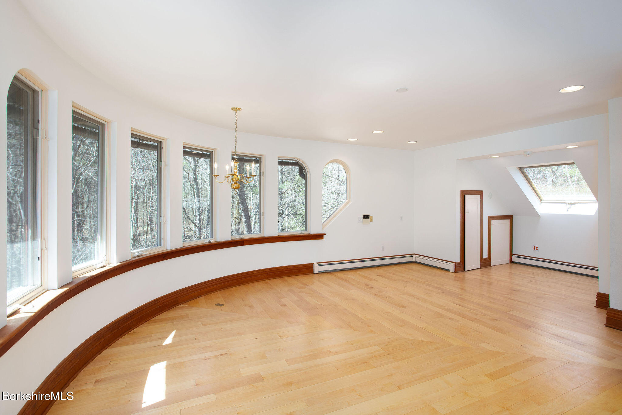 293 Sandisfield Road New Marlborough, MA 01230 - Photo 45 of 93 R052