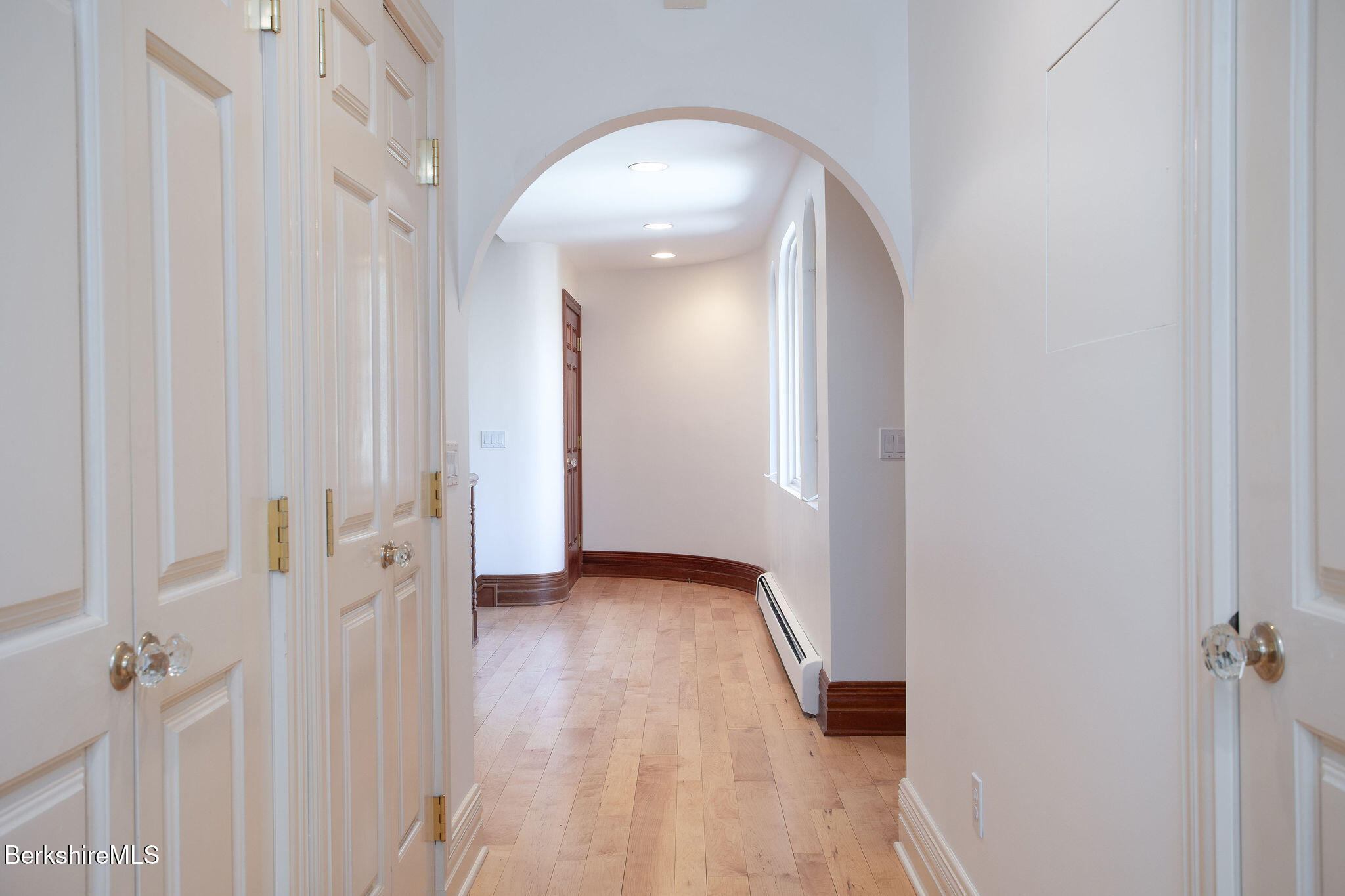 293 Sandisfield Road New Marlborough, MA 01230 - Photo 46 of 93 R053