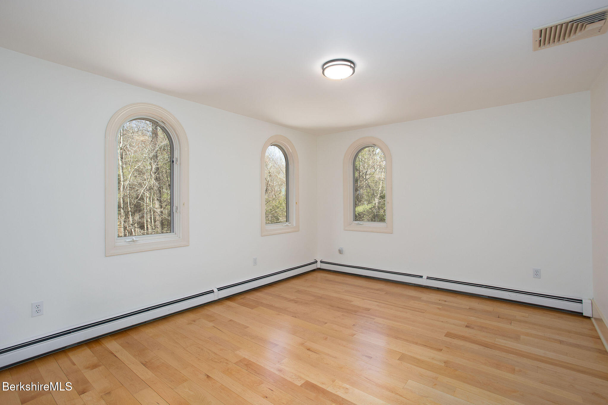 293 Sandisfield Road New Marlborough, MA 01230 - Photo 48 of 93 R057