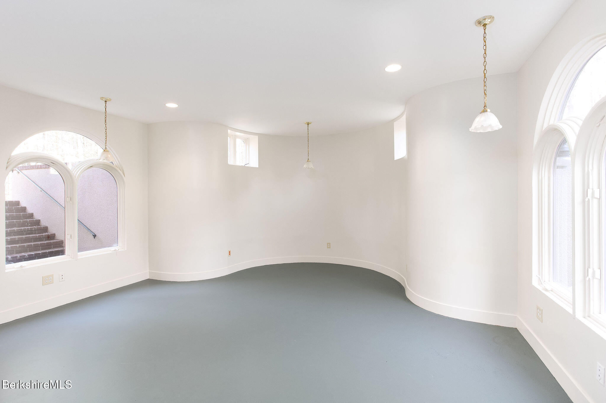 293 Sandisfield Road New Marlborough, MA 01230 - Photo 59 of 93 R067