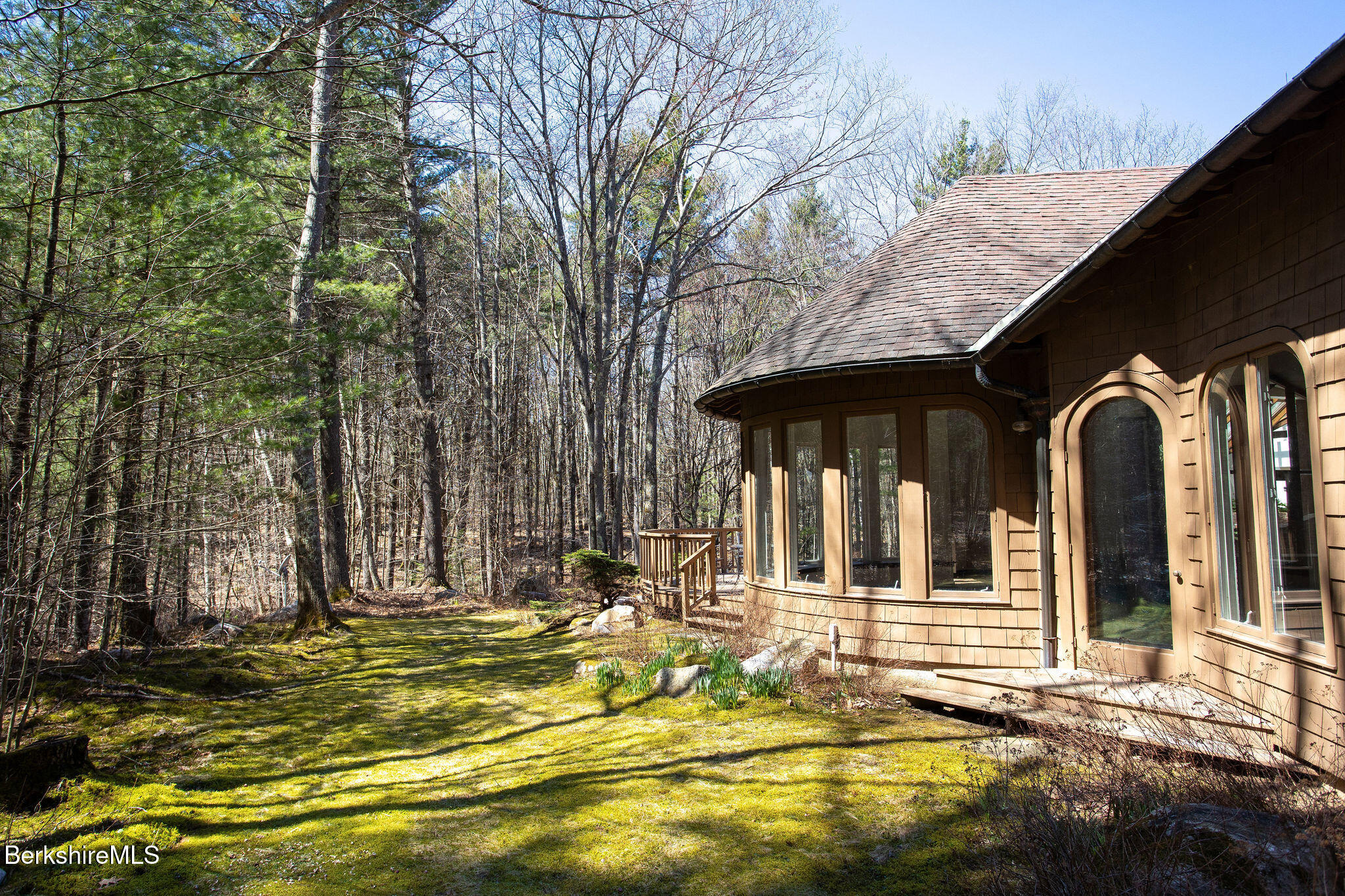 293 Sandisfield Road New Marlborough, MA 01230 - Photo 79 of 93 00212