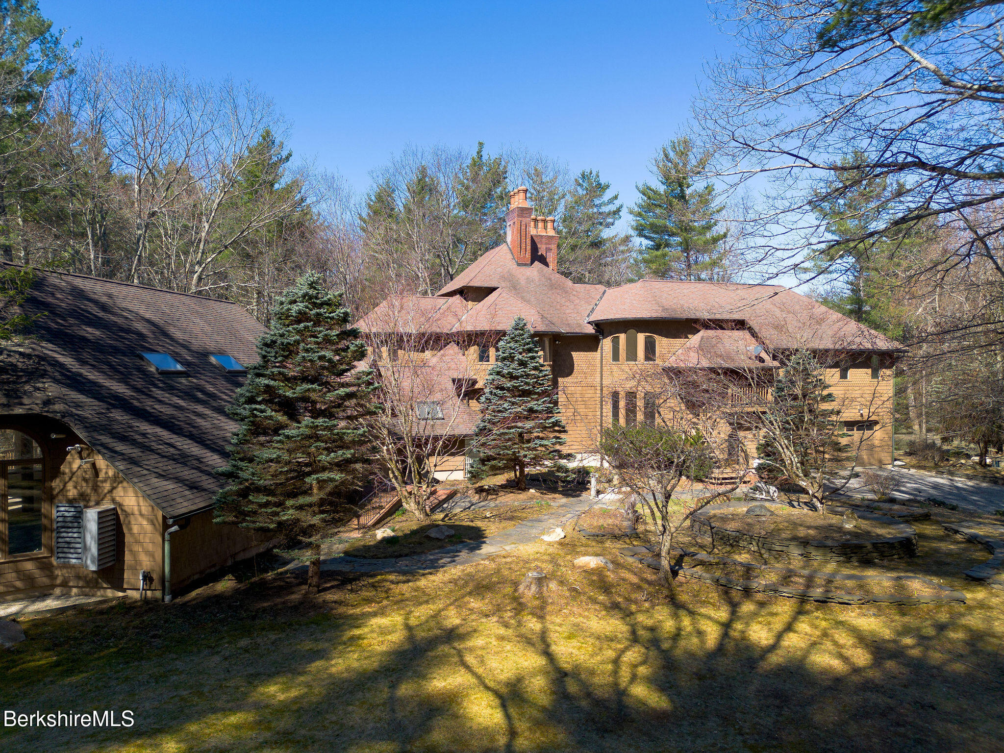 293 Sandisfield Road New Marlborough, MA 01230 - Photo 84 of 93 00042
