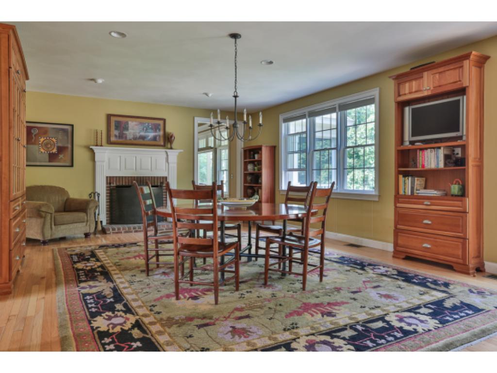 8 Locksley Road Windham, NH 03087 - Photo 15 of 30