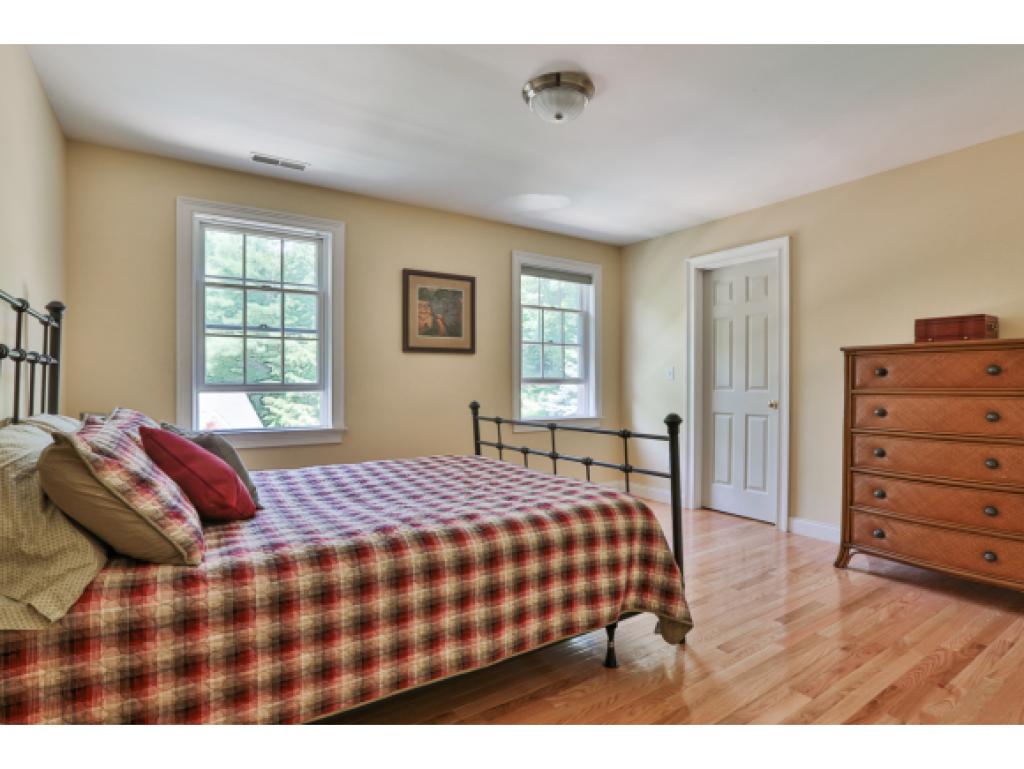8 Locksley Road Windham, NH 03087 - Photo 22 of 30