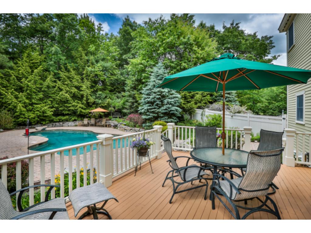 8 Locksley Road Windham, NH 03087 - Photo 29 of 30