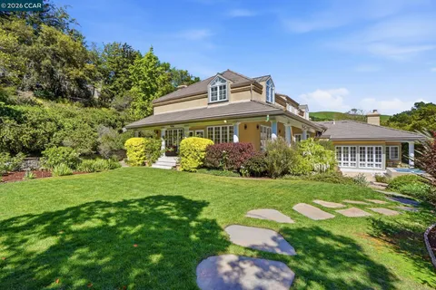 $2,995,000 | 45 Merrill Circle North, Moraga, CA 94556