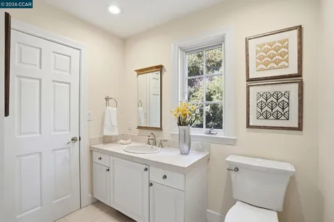 $2,995,000 | 45 Merrill Circle North, Moraga, CA 94556
